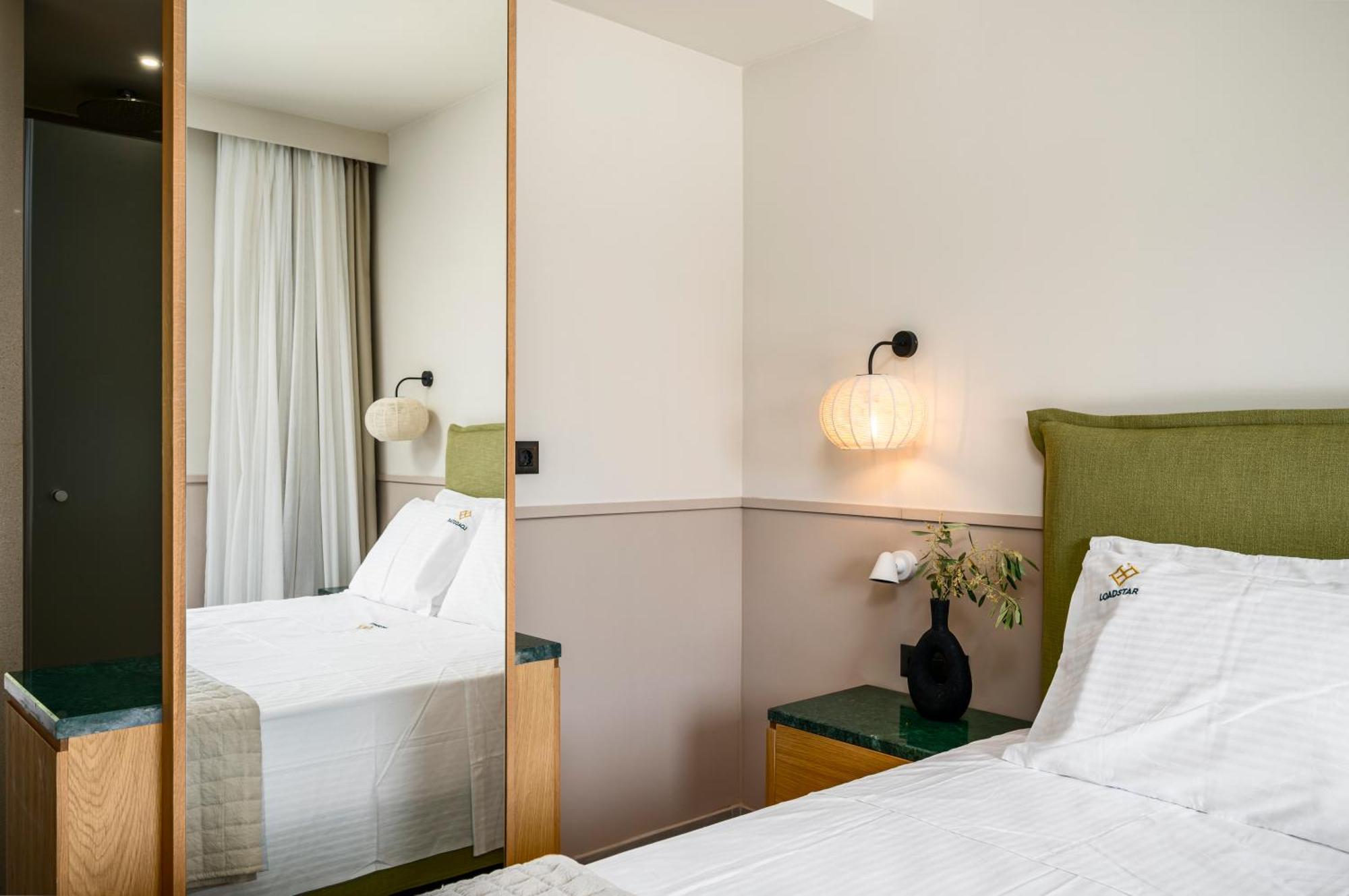 Loadstar Rooms & Suites 库托卡利恩 外观 照片